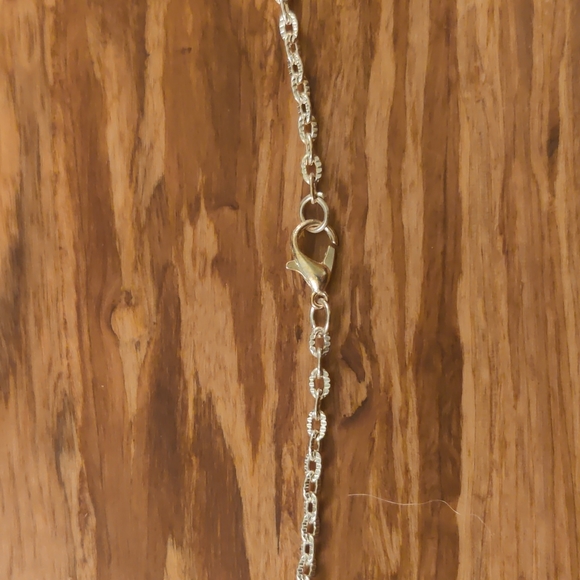 Aroma Diffuser Necklace - Picture 3 of 7